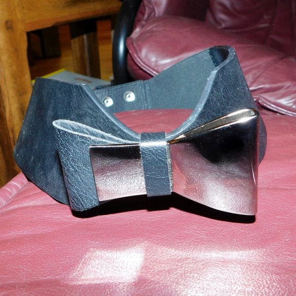 Belts - Five Belts - Picture 3 of 7